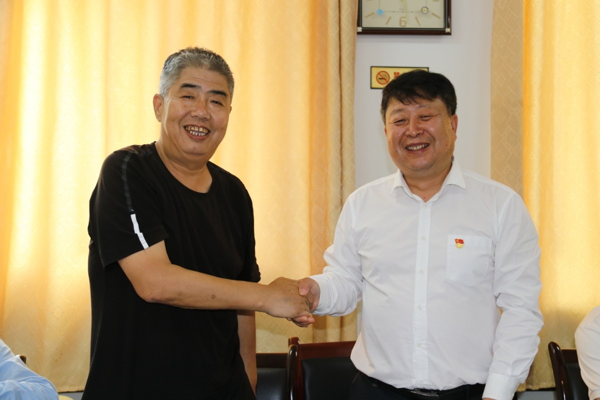 西北农林科技大学专家利用“穴播”技术让小麦提质增产抗倒伏