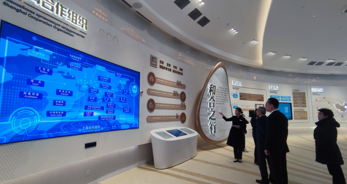 张明秘书长出席第四届上合组织高端论坛并对中国—上合组织地方经贸合作示范区进行工作访问 张明秘书长出席第四届上合组织高端论坛并对中国—上合组织地方经贸合作示范区进行工作访问